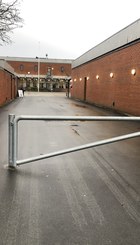 Indgangen til Tranbjergskolen afd. Kirketorvet kunne godt være mere indbydende